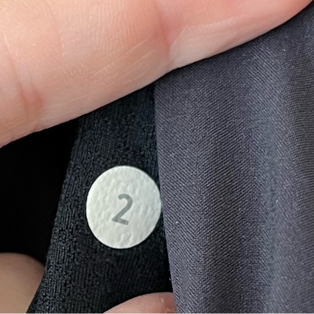 Lululemon Lightweight Pants - Picture 5 of 6